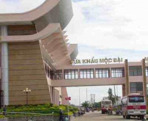 Cua-khau-moc-bai-maika